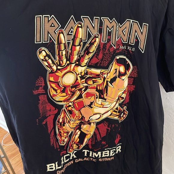 BLACK TIMBER Men's Iron Man Short Sleeve T-Shirt Size 2X In Black - Picture 2 of 4